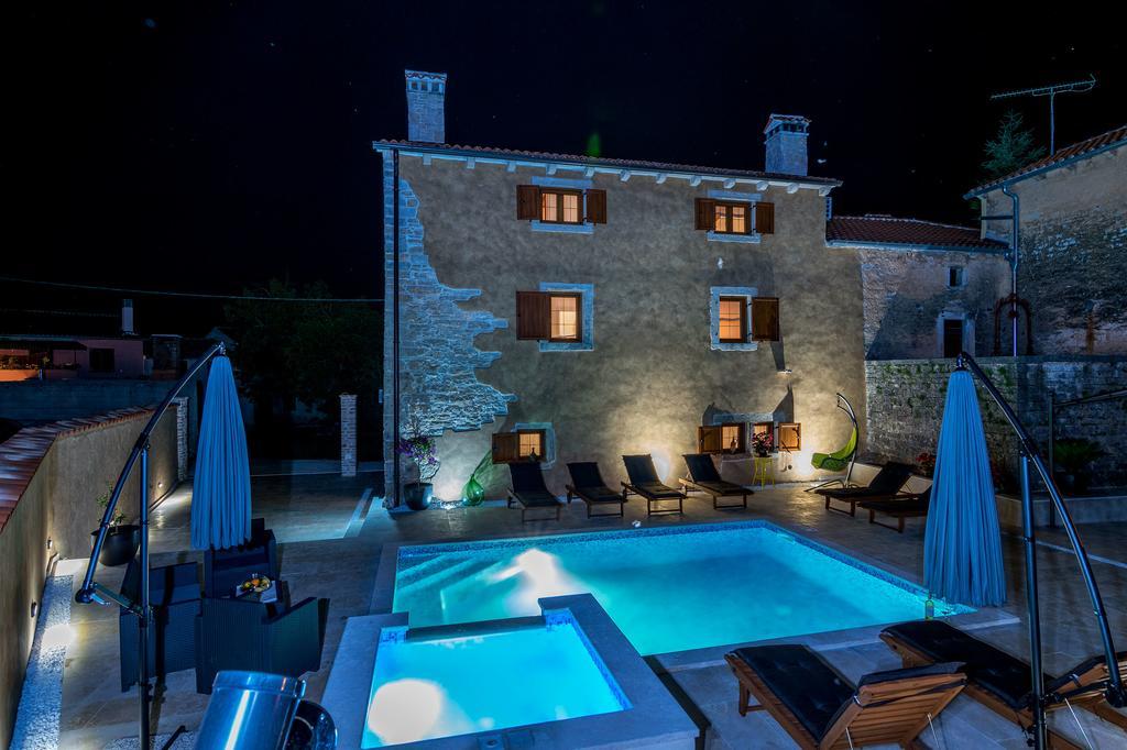 Villa Sagri - Heated Pool Zagrici Exterior photo